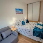 My Adriatic With Private Garden And Garage * シベニク