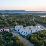 Апартаменты My Adriatic With Private Garden And Garage