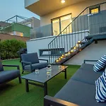 アパート My Adriatic With Private Garden And Garage