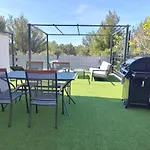 My Adriatic With Private Garden And Garage Апартаменты