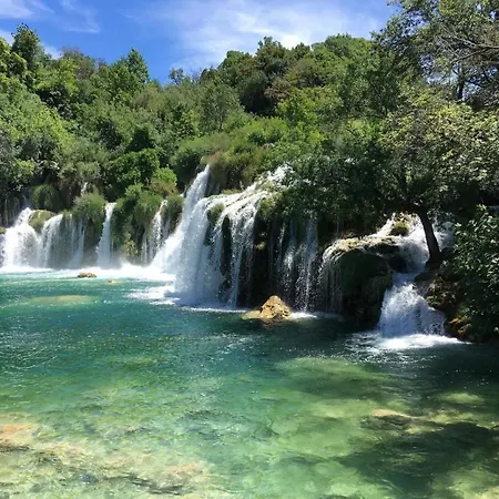 My Adriatic With Private Garden, Jacuzzi And Garage Apartment Sibenik