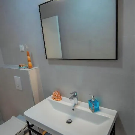 My Adriatic With Private Garden And Garage * Sibenik