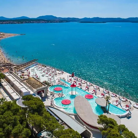 Apartman My Adriatic With Private Garden And Garage