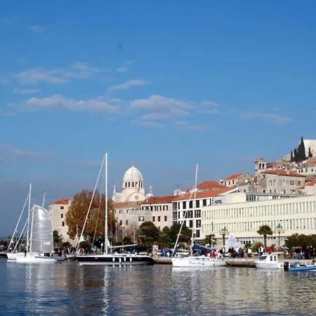 Apartamento My Adriatic With Private Garden And Garage *