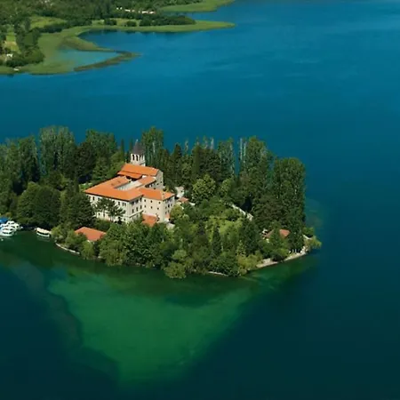 My Adriatic With Private Garden And Garage Sibenik