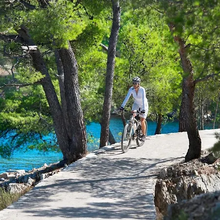 My Adriatic With Private Garden And Garage * שיבניק