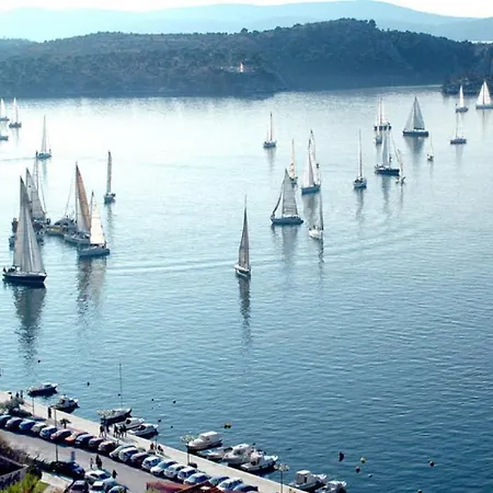 My Adriatic With Private Garden And Garage Apartment Sibenik