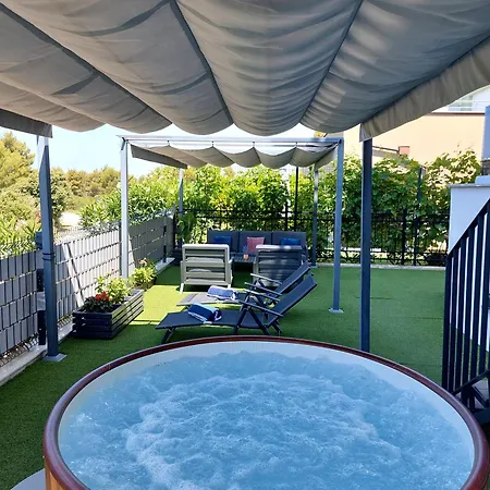 Apartment My Adriatic With Private Garden And Garage