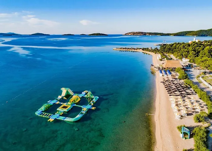 My Adriatic With Private Garden And Garage Apartman *