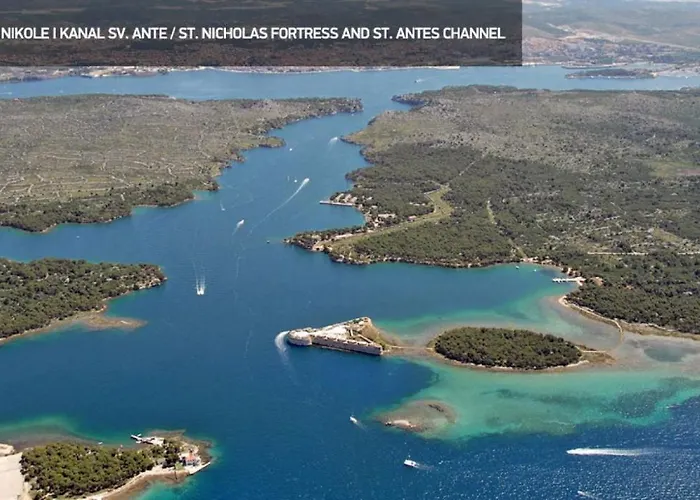 My Adriatic With Private Garden And Garage Sibenik