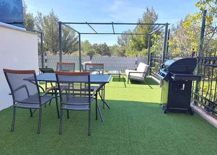 My Adriatic With Private Garden And Garage 公寓