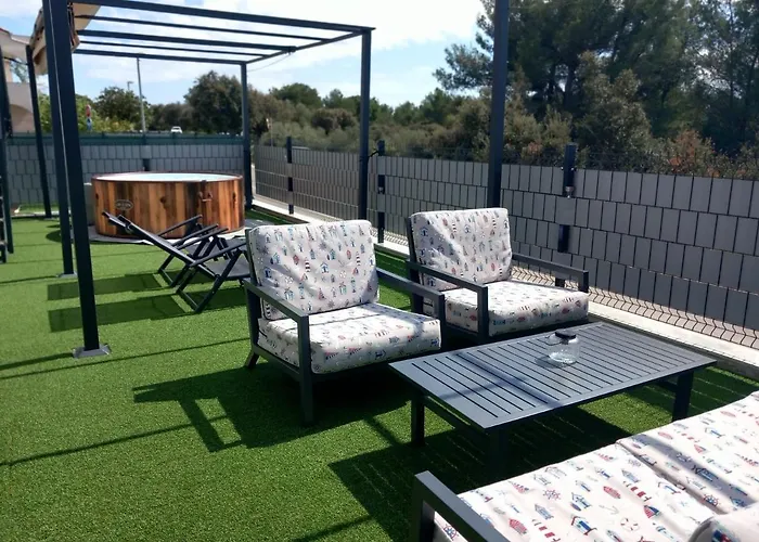 My Adriatic With Private Garden And Garage Sibenik