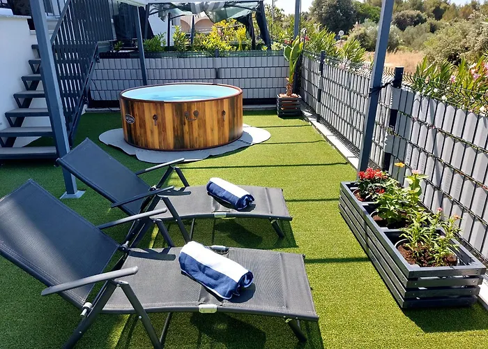 Appartement My Adriatic With Private Garden And Garage Šibenik