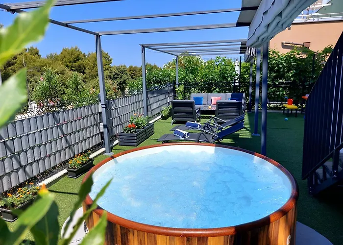 My Adriatic With Private Garden And Garage 公寓 希贝尼克